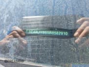 ✅ 2024 Jeep Grand Cherokee • VIN: 1C4RJYB65R8582910 • Lot: 41719656. Listed on IAAI with 9,176 mi. Free auction sales archive from the USA and detailed vehicle history report at DreamBid. Image 20.