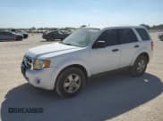 ✅ 2012 Ford Escape XLS • VIN: 1FMCU0C74CKB80937 • Lot: 82475315. Wystawiony na Copart z przebiegiem 146 193 mil. Bezpłatny archiwum sprzedaży aukcyjnych z USA i szczegółowy raport historii pojazdu na DreamBid. Zdjęcie 1.