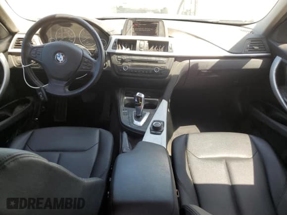 ✅ 2013 BMW 3 Series 328i • VIN: WBA3C1C55DF438045 • Lot: 66004455. Listed on Copart with 161,968 mi. Free auction sales archive from the USA and detailed vehicle history report at DreamBid. Image 8.
