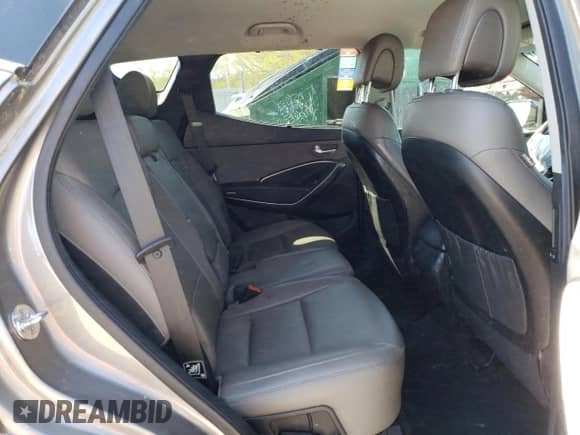 ✅ 2018 Hyundai Santa Fe 2.4L • VIN: 5XYZUDLB4JG536235 • Lot: 51336383. Wystawiony na Copart z przebiegiem 58 091 mil mil. Skorzystaj z bezpłatnego archiwum sprzedaży aukcyjnych z USA i zobacz szczegółowy raport historii pojazdu na DreamBid. Zdjęcie 11.