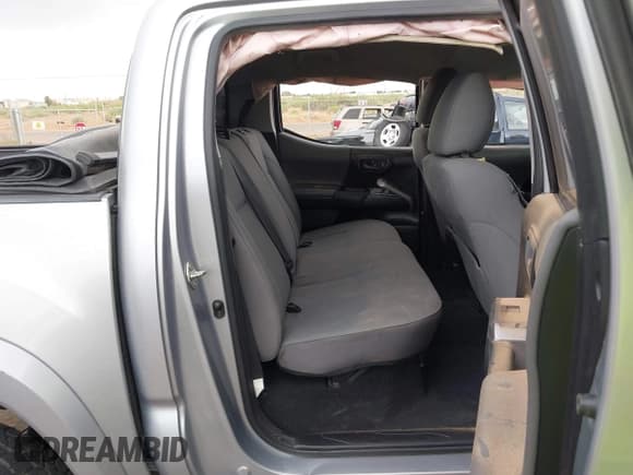 ✅ 2017 Toyota Tacoma SR5 • VIN: 5TFCZ5AN9HX048433 • Lot: 42464852. Listed on IAAI with 112,464 mi. Free auction sales archive from the USA and detailed vehicle history report at DreamBid. Image 8.