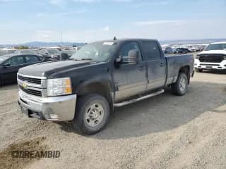 ✅ 2009 Chevrolet Silverado 2500HD LT • VIN: 1GCHK53KX9F182341 • Lot: 47079295. Wystawiony na Copart z przebiegiem 105 887 mil. Bezpłatny archiwum sprzedaży aukcyjnych z USA i szczegółowy raport historii pojazdu na DreamBid. Zdjęcie 1.