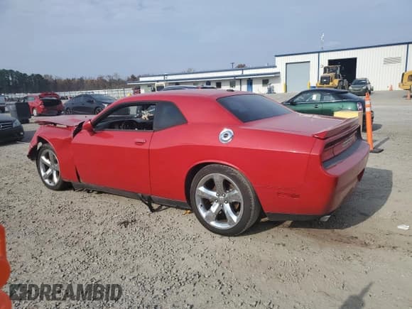 ✅ 2013 Dodge Challenger R/T • VIN: 2C3CDYBT1DH631286 • Lot: 82895734. Wystawiony na Copart z przebiegiem 216 460 mil. Bezpłatny archiwum sprzedaży aukcyjnych z USA i szczegółowy raport historii pojazdu na DreamBid. Zdjęcie 2.