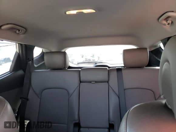 ✅ 2017 Hyundai Santa Fe 2.4L • VIN: 5NMZU3LB5HH002638 • Lot: 42825133. Wystawiony na Copart z przebiegiem 99 604 mil. Bezpłatny archiwum sprzedaży aukcyjnych z USA i szczegółowy raport historii pojazdu na DreamBid. Zdjęcie 10.