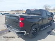 ✅ 2019 Chevrolet Silverado 1500 LT • VIN: 3GCPYDEK8KG116134 • Lot: 41815843. Wystawiony na IAAI z przebiegiem 116 756 mil. Bezpłatny archiwum sprzedaży aukcyjnych z USA i szczegółowy raport historii pojazdu na DreamBid. Zdjęcie 4.