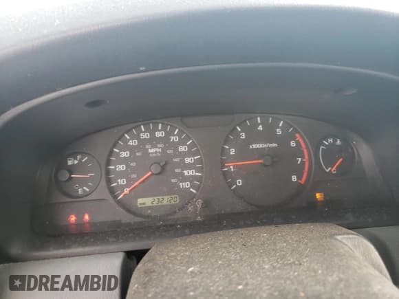 ✅ 2001 Nissan Frontier XE • VIN: 1N6DD26S81C355165 • Лот: 71413255. Опубликован ранее на Copart с пробегом 232 120 миль. Бесплатный доступ к архиву аукционных продаж из США и подробный отчёт об истории автомобиля на DreamBid. Изображение 9.