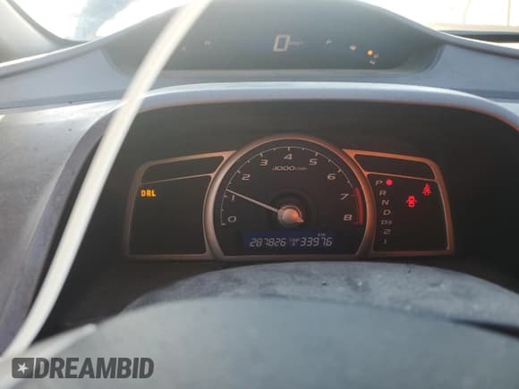 ✅ 2009 Honda Civic DX-G • VIN: 2HGFA16409H112721 • Lot: 84615045. Listed on Copart with 287,826 mi. Free auction sales archive from the USA and detailed vehicle history report at DreamBid. Image 9.