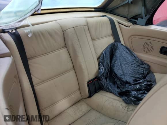 1990 BMW 3 Series z VIN WBABB2319LEC20795, wystawiony jako Copart lot #75079694 z przebiegiem 155 682 mil mil oraz Szkoda całkowita • Salvage title. Historia ofert i sprzedaży dostępna na DreamBid. Obrazek 10.