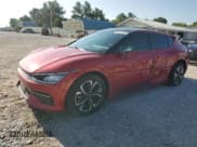 ✅ 2022 Kia EV6 GT-Line • VIN: KNDC44LA0N5026797 • Лот: 60171085. Опубликован ранее на Copart с пробегом 43 195 миль. Бесплатный доступ к архиву аукционных продаж из США и подробный отчёт об истории автомобиля на DreamBid. Изображение 1.