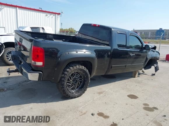 ✅ 2011 GMC Sierra 1500 SLE • VIN: 1GTR1VE03BZ433711 • Lot: 43226405. Wystawiony na IAAI z przebiegiem Nie podano. Bezpłatny archiwum sprzedaży aukcyjnych z USA i szczegółowy raport historii pojazdu na DreamBid. Zdjęcie 4.