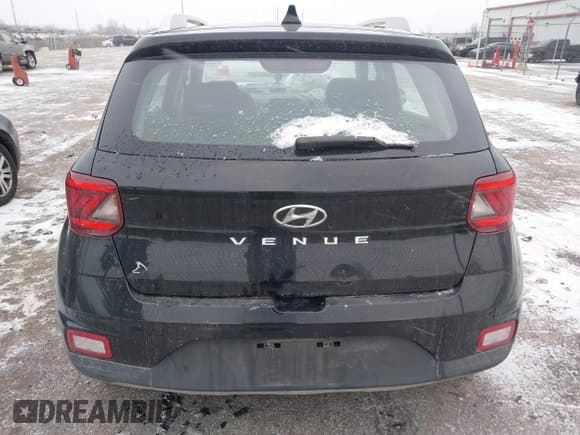 ✅ 2020 Hyundai Venue SEL • VIN: KMHRC8A37LU053700 • Lot: 41253662. Listed on IAAI with 102,226 mi. Free auction sales archive from the USA and detailed vehicle history report at DreamBid. Image 17.