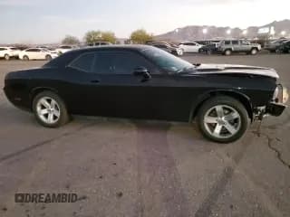 ✅ 2012 Dodge Challenger SXT • VIN: 2C3CDYAG9CH268285 • Lot: 82050394. Wystawiony na Copart z przebiegiem 105 141 mil. Bezpłatny archiwum sprzedaży aukcyjnych z USA i szczegółowy raport historii pojazdu na DreamBid. Zdjęcie 4.