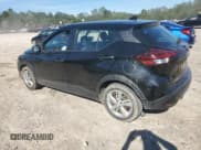 ✅ 2021 Nissan Kicks S • VIN: 3N1CP5BV0ML470247 • Lot: 82189935. Wystawiony na Copart z przebiegiem 86 778 mil. Bezpłatny archiwum sprzedaży aukcyjnych z USA i szczegółowy raport historii pojazdu na DreamBid. Zdjęcie 2.