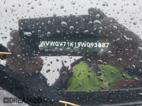 ✅ 2009 Volkswagen Golf GTI • VIN: WVWGV71K19W093887 • Lot: 43615999. Wystawiony na IAAI z przebiegiem 145 562 mil. Bezpłatny archiwum sprzedaży aukcyjnych z USA i szczegółowy raport historii pojazdu na DreamBid. Zdjęcie 9.