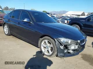 ✅ 2014 BMW 3 Series 320i • VIN: WBA3B1G50ENS79309 • Лот: 43487280. Опубликован ранее на IAAI с пробегом 112 483 миль. Бесплатный доступ к архиву аукционных продаж из США и подробный отчёт об истории автомобиля на DreamBid. Изображение 1.