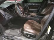 ✅ 2015 Lincoln MKS • VIN: 1LNHL9EKXFG606457 • Lot: 69120095. Wystawiony na Copart z przebiegiem 156 867 mil. Bezpłatny archiwum sprzedaży aukcyjnych z USA i szczegółowy raport historii pojazdu na DreamBid. Zdjęcie 7.