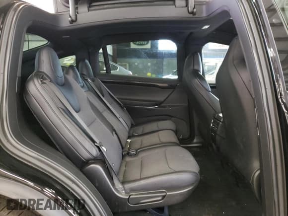 ✅ 2018 Tesla Model X 75D • VIN: 5YJXCDE2XJF129826 • Lot: 42047573. Listed on Copart with 46,756 mi. Free auction sales archive from the USA and detailed vehicle history report at DreamBid. Image 10.