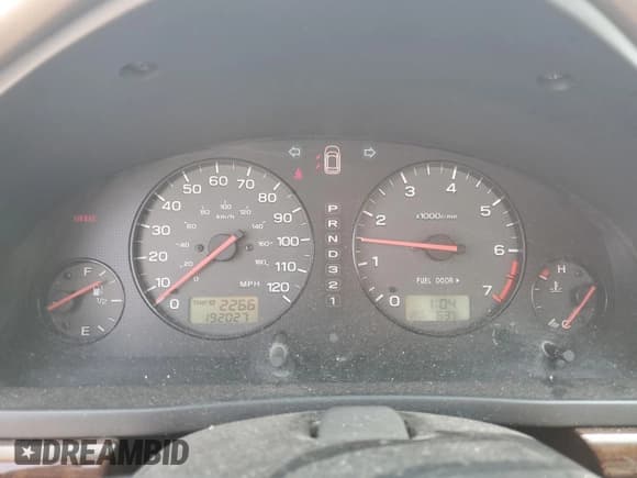 ✅ 2001 Subaru Legacy Outback Limited • VIN: 4S3BE686117205471 • Lot: 68224625. Listed on Copart with 192,027 mi. Free auction sales archive from the USA and detailed vehicle history report at DreamBid. Image 9.