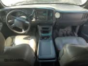 ✅ 1999 GMC Sierra 1500 SLE • VIN: 2GTEK19T1X1502307 • Лот: 70533565. Опубликован ранее на Copart с пробегом Не указан. Бесплатный доступ к архиву аукционных продаж из США и подробный отчёт об истории автомобиля на DreamBid. Изображение 8.