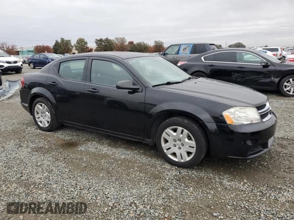 ✅ 2014 Dodge Avenger SE • VIN: 1C3CDZAB2EN166279 • Лот: 81083214. Опубликован ранее на Copart с пробегом 70 694 миль. Бесплатный доступ к архиву аукционных продаж из США и подробный отчёт об истории автомобиля на DreamBid. Изображение 4.