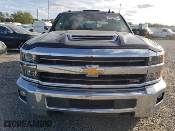 2019 Chevrolet Silverado 3500HD LTZ с VIN 1GC4KXEY8KF262626, выставлен на аукционе Copart как лот 80450744 с пробегом 83 072 миль миль и Списание • Salvage title. История ставок и продаж доступна на DreamBid. Изображение 5.