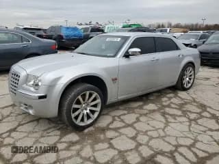 ✅ 2007 Chrysler 300 C • VIN: 2C3LK63H37H751602 • Лот: 42035015. Опубликован ранее на Copart с пробегом Не указан. Бесплатный доступ к архиву аукционных продаж из США и подробный отчёт об истории автомобиля на DreamBid. Изображение 1.