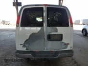 ✅ 1999 GMC Savana • VIN: 1GDFG15R4X1000926 • Lot: 52719675. Wystawiony na Copart z przebiegiem 114 455 mil. Bezpłatny archiwum sprzedaży aukcyjnych z USA i szczegółowy raport historii pojazdu na DreamBid. Zdjęcie 6.