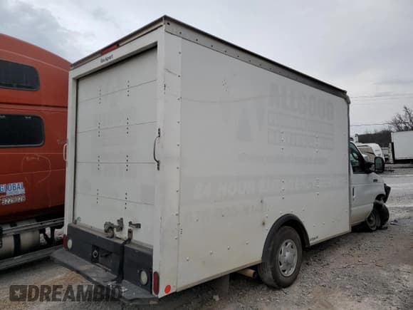 ✅ 2016 Ford Econoline Commercial • VIN: 1FDWE3FS1GDC51632 • Lot: 47815915. Listed on Copart with 94,404 mi. Free auction sales archive from the USA and detailed vehicle history report at DreamBid. Image 4.