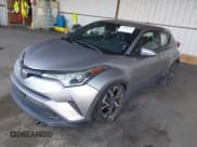 ✅ 2018 Toyota C-HR XLE • VIN: NMTKHMBX4JR041814 • Лот: 43610173. Опубликован ранее на IAAI с пробегом 77 502 миль. Бесплатный доступ к архиву аукционных продаж из США и подробный отчёт об истории автомобиля на DreamBid. Изображение 2.