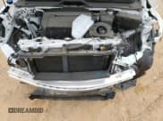 ✅ 2023 Honda Pilot LX • VIN: 5FNYG2H22PB007110 • Lot: 48868485. Wystawiony na Copart z przebiegiem 16 088 mil. Bezpłatny archiwum sprzedaży aukcyjnych z USA i szczegółowy raport historii pojazdu na DreamBid. Zdjęcie 12.