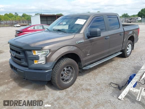 ✅ 2015 Ford F-150 XLT • VIN: 1FTEW1EG5FKD76092 • Lot: 42914756. Listed on IAAI with 125,894 mi. Free auction sales archive from the USA and detailed vehicle history report at DreamBid. Image 2.