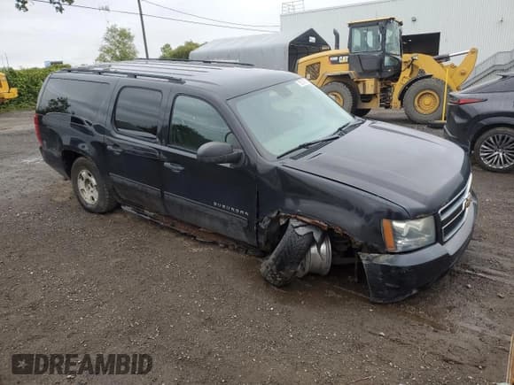 ✅ 2011 Chevrolet Suburban Commercial • VIN: 1GNSK5E38BR204747 • Lot: 72679974. Wystawiony na Copart z przebiegiem 261 413 mil. Bezpłatny archiwum sprzedaży aukcyjnych z USA i szczegółowy raport historii pojazdu na DreamBid. Zdjęcie 4.