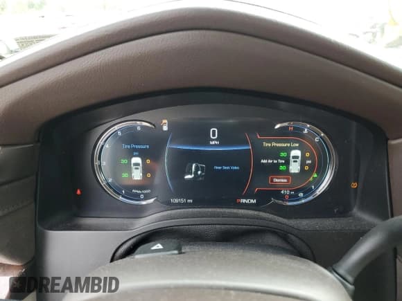 ✅ 2016 Cadillac Escalade ESV Luxury Collection • VIN: 1GYS4HKJ4GR290406 • Lot: 81886385. Wystawiony na Copart z przebiegiem 109 151 mil. Bezpłatny archiwum sprzedaży aukcyjnych z USA i szczegółowy raport historii pojazdu na DreamBid. Zdjęcie 9.