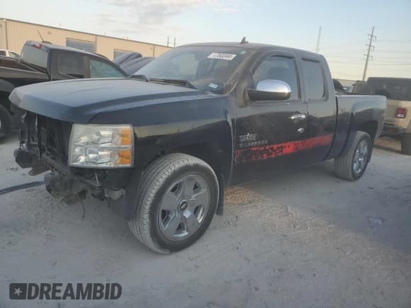 ✅ 2011 Chevrolet Silverado 1500 LT • VIN: 1GCRCSE09BZ416498 • Lot: 76337344. Listed on Copart with 103,286 mi. Free auction sales archive from the USA and detailed vehicle history report at DreamBid. Image 1.