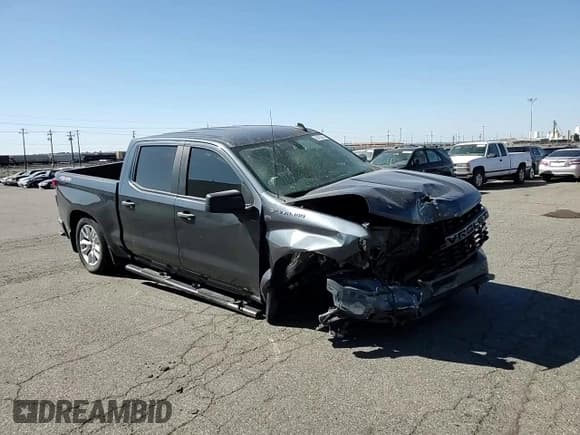 ✅ 2020 Chevrolet Silverado 1500 Custom • VIN: 3GCPYBEH1LG338623 • Lot: 69478224. Wystawiony na Copart z przebiegiem 47 294 mil. Bezpłatny archiwum sprzedaży aukcyjnych z USA i szczegółowy raport historii pojazdu na DreamBid. Zdjęcie 10.