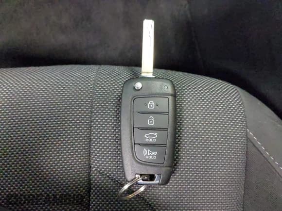 ✅ 2025 Hyundai Elantra SE • VIN: KMHLL4DG0SU945637 • Лот: 43088244. Опубликован ранее на IAAI с пробегом 11 766 миль. Бесплатный доступ к архиву аукционных продаж из США и подробный отчёт об истории автомобиля на DreamBid. Изображение 11.