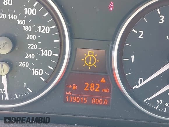 ✅ 2006 BMW 3 Series 330i • VIN: WBAVB33536AZ86617 • Lot: 40736005. Listed on IAAI with 139,015 mi. Free auction sales archive from the USA and detailed vehicle history report at DreamBid. Image 16.