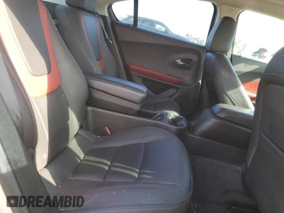 2013 Chevrolet Volt z VIN 1G1RH6E45DU113688, wystawiony jako Copart lot #60438744 z przebiegiem 106 720 mil mil oraz Szkoda całkowita • Salvage title. Historia ofert i sprzedaży dostępna na DreamBid. Obrazek 10.