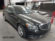 ✅ 2014 Mercedes-Benz E 350 Sport • VIN: WDDHF8JB2EA910594 • Lot: 43578092. Wystawiony na IAAI z przebiegiem 124 302 mil. Bezpłatny archiwum sprzedaży aukcyjnych z USA i szczegółowy raport historii pojazdu na DreamBid. Zdjęcie 1.