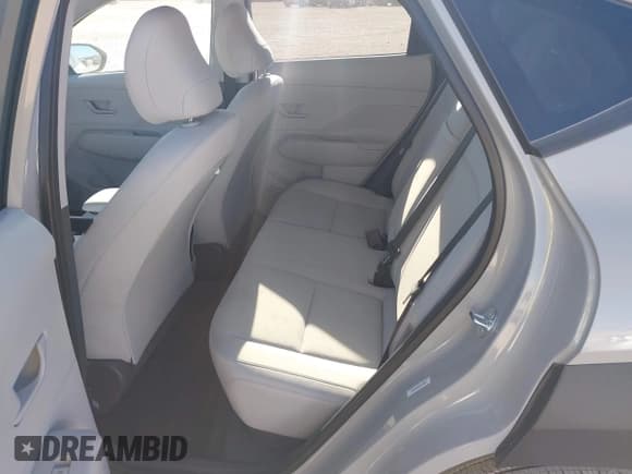 ✅ 2025 Hyundai Kona SEL • VIN: KM8HB3AB6SU339044 • Lot: 43602243. Listed on IAAI with 7,475 mi. Free auction sales archive from the USA and detailed vehicle history report at DreamBid. Image 8.