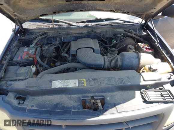 ✅ 2003 Ford F-150 XL • VIN: 1FTRX17W03NB84642 • Lot: 42141979. Listed on IAAI with 112,902 mi. Free auction sales archive from the USA and detailed vehicle history report at DreamBid. Image 10.