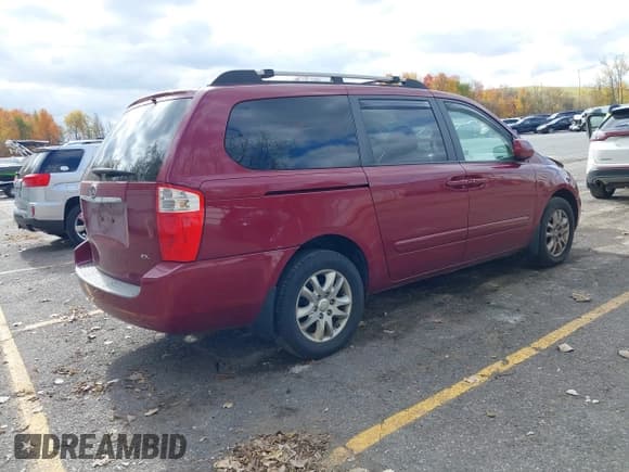 ✅ 2006 Kia Sedona LX • VIN: KNDMB233966099873 • Lot: 43591630. Wystawiony na IAAI z przebiegiem 173 167 mil. Bezpłatny archiwum sprzedaży aukcyjnych z USA i szczegółowy raport historii pojazdu na DreamBid. Zdjęcie 4.