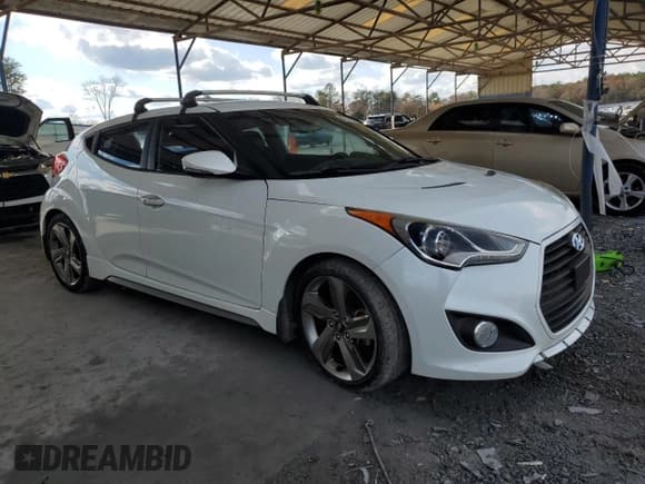 ✅ 2014 Hyundai Veloster Turbo • VIN: KMHTC6AE5EU183148 • Lot: 84218904. Wystawiony na Copart z przebiegiem 96 211 mil. Bezpłatny archiwum sprzedaży aukcyjnych z USA i szczegółowy raport historii pojazdu na DreamBid. Zdjęcie 4.
