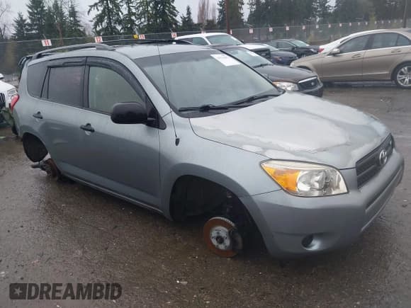 ✅ 2008 Toyota RAV4 • VIN: JTMBK33V485053388 • Лот: 43911582. Опубликован ранее на IAAI с пробегом 213 167 миль. Бесплатный доступ к архиву аукционных продаж из США и подробный отчёт об истории автомобиля на DreamBid. Изображение 1.