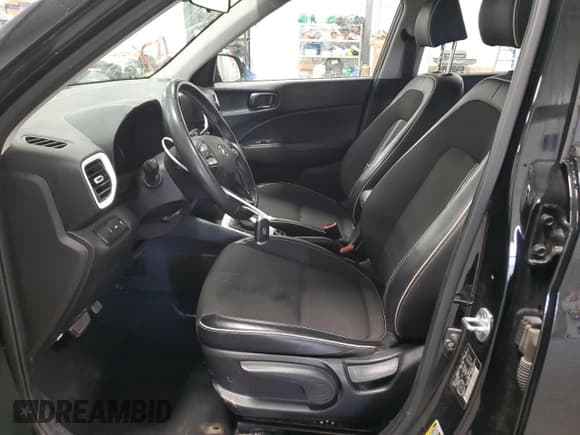 ✅ 2020 Hyundai Venue SEL • VIN: KMHRC8A33LU046212 • Lot: 54235985. Listed on Copart with 85,306 mi. Free auction sales archive from the USA and detailed vehicle history report at DreamBid. Image 7.