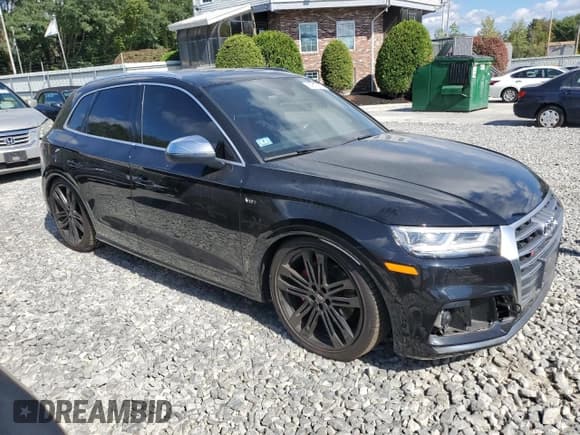 ✅ 2018 Audi SQ5 Prestige • VIN: WA1C4AFY1J2044755 • Лот: 80818915. Опубликован ранее на Copart с пробегом Не указан. Бесплатный доступ к архиву аукционных продаж из США и подробный отчёт об истории автомобиля на DreamBid. Изображение 4.