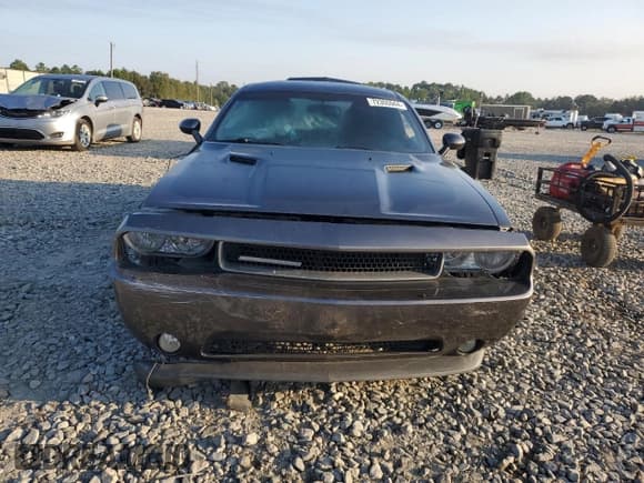 ✅ 2014 Dodge Challenger R/T 100th Anniversary Appearance • VIN: 2C3CDYBT6EH136826 • Lot: 72355944. Wystawiony na Copart z przebiegiem 98 953 mil. Bezpłatny archiwum sprzedaży aukcyjnych z USA i szczegółowy raport historii pojazdu na DreamBid. Zdjęcie 5.