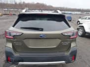 ✅ 2020 Subaru Outback Touring • VIN: 4S4BTAPC4L3136622 • Lot: 43766514. Wystawiony na IAAI z przebiegiem 93 913 mil. Bezpłatny archiwum sprzedaży aukcyjnych z USA i szczegółowy raport historii pojazdu na DreamBid. Zdjęcie 16.