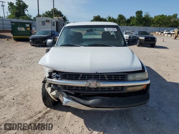 ✅ 1999 Chevrolet Silverado 1500 • VIN: 1GCEC14W0XZ167644 • Лот: 69321265. Опубликован ранее на Copart с пробегом 231 850 миль. Бесплатный доступ к архиву аукционных продаж из США и подробный отчёт об истории автомобиля на DreamBid. Изображение 5.