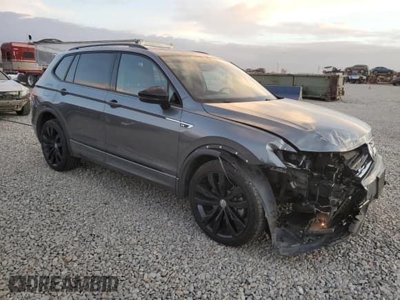 ✅ 2021 Volkswagen Tiguan SE • VIN: 3VV2B7AX0MM049341 • Lot: 93819025. Wystawiony na Copart z przebiegiem 45 423 mil. Bezpłatny archiwum sprzedaży aukcyjnych z USA i szczegółowy raport historii pojazdu na DreamBid. Zdjęcie 4.